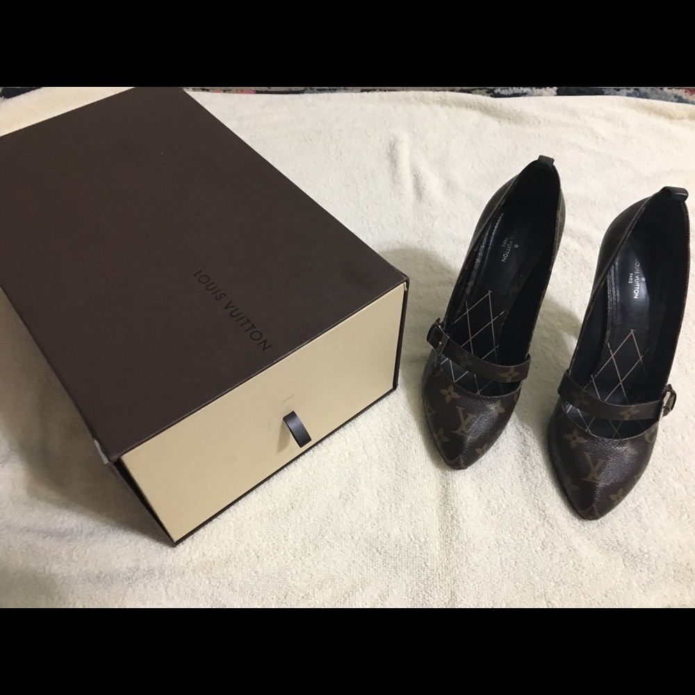 Louis Vuitton Star Power Shoes - Picture 1 of 7